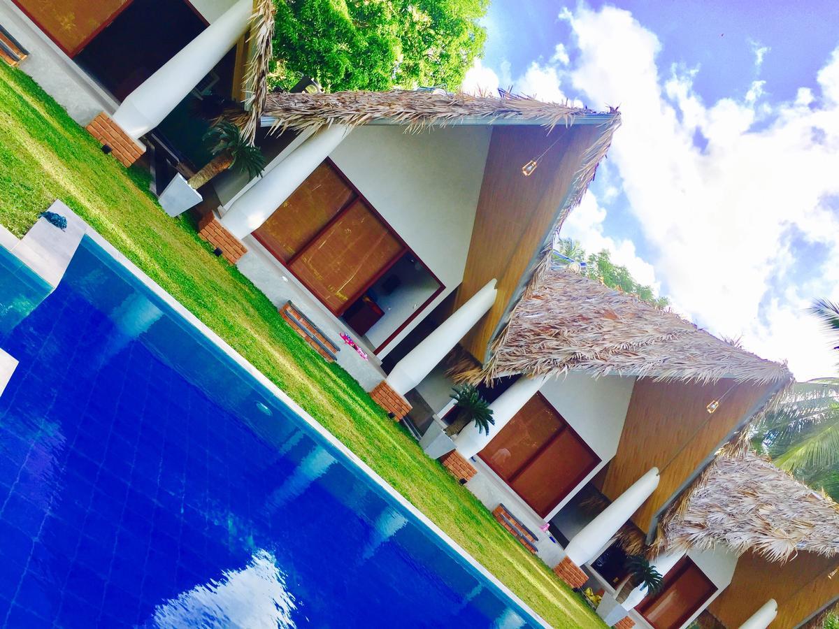 Airport Resort Katunayaka Buitenkant foto