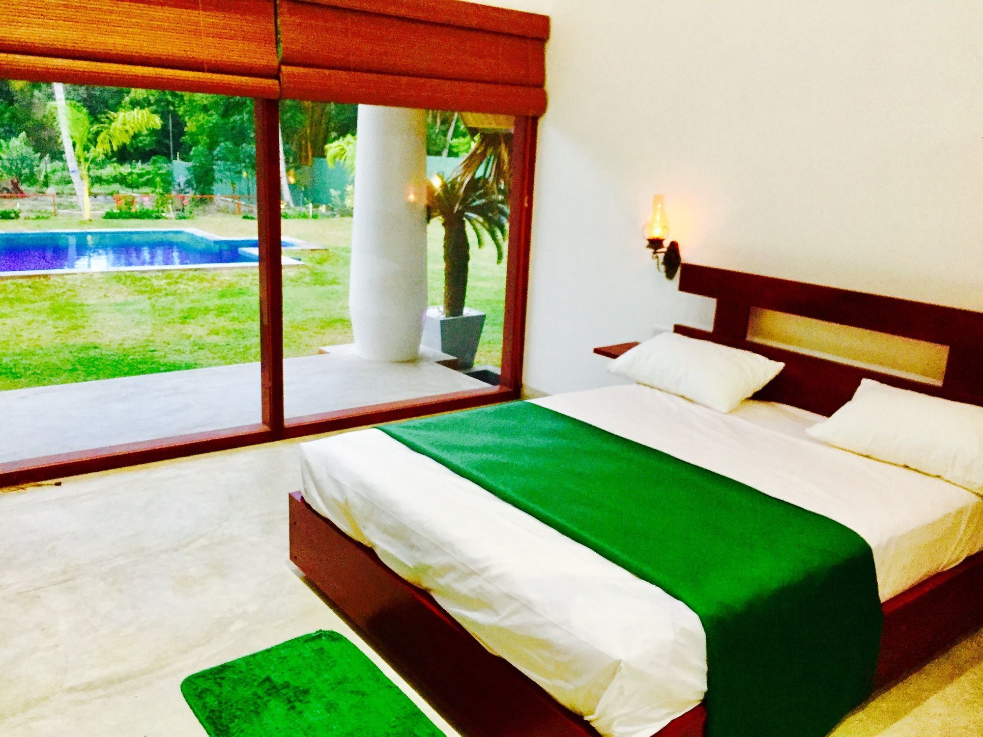 Airport Resort Katunayaka Buitenkant foto