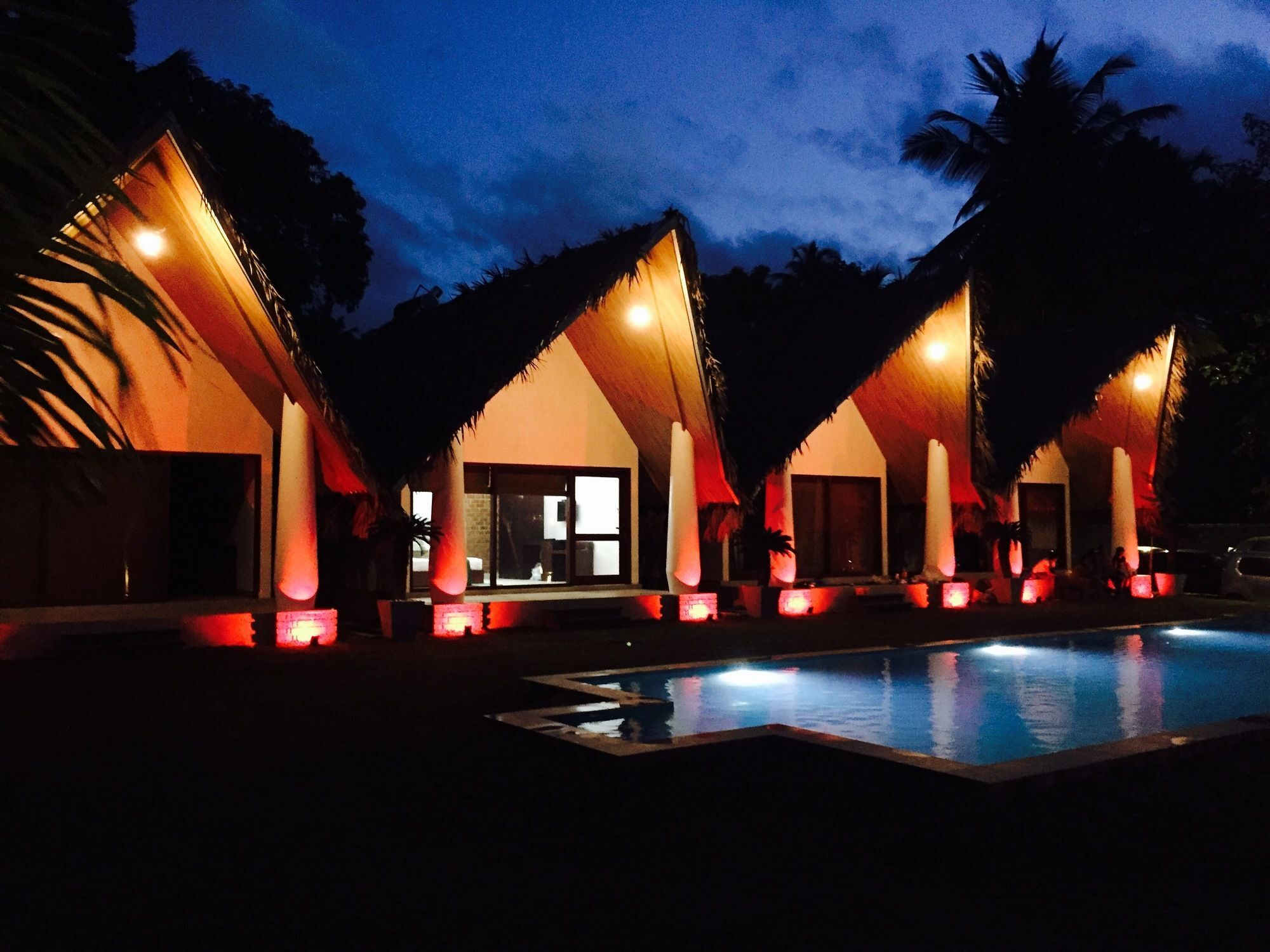 Airport Resort Katunayaka Buitenkant foto